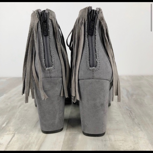 Kenneth Cole Fringe Ankle Boots - Picture 4 of 7